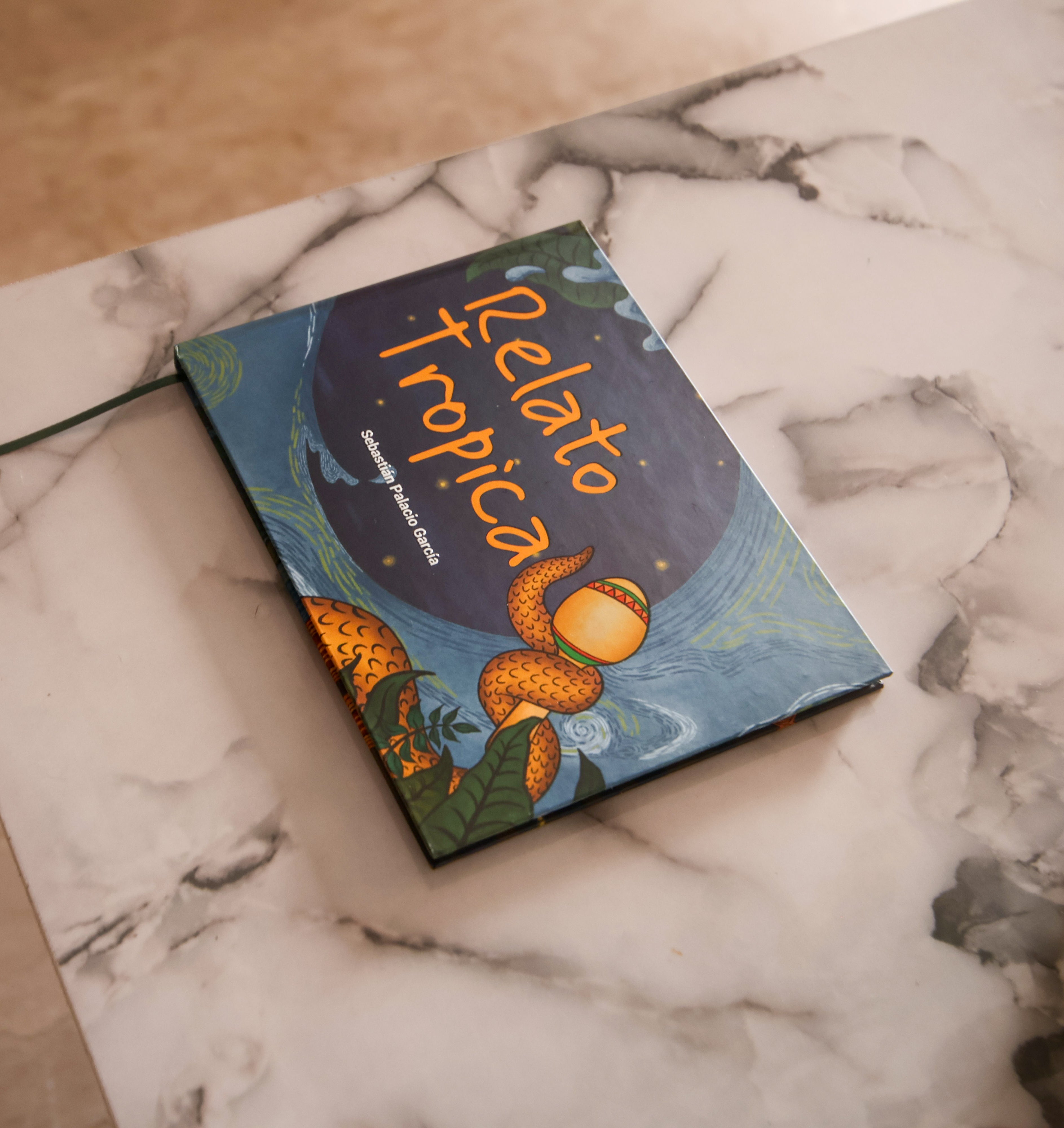 LIBRO ILUSTRADO: RELATO TROPICAL